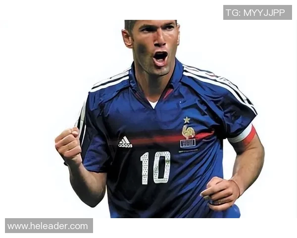 足球中前卫的战术角色与比赛影响力全面解析 足球中前卫的战术角色与比赛影响力全面解析